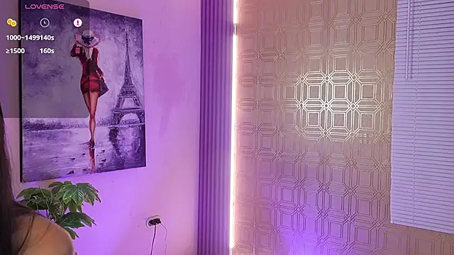 Snapshot of Bella19_ chatting on November 2025 09:59:02 PM Bella19 online show from November 2025 09:59:02 PM