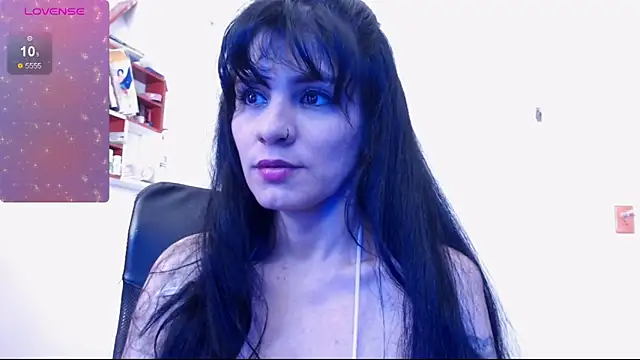 Snapshot of elissa_iris chatting on March 2025 08:17:02 AM elissa iris online show from March 2025 08:17:02 AM