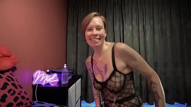 SexyExclusiveflower online show from September 2025 05:08:01 PM