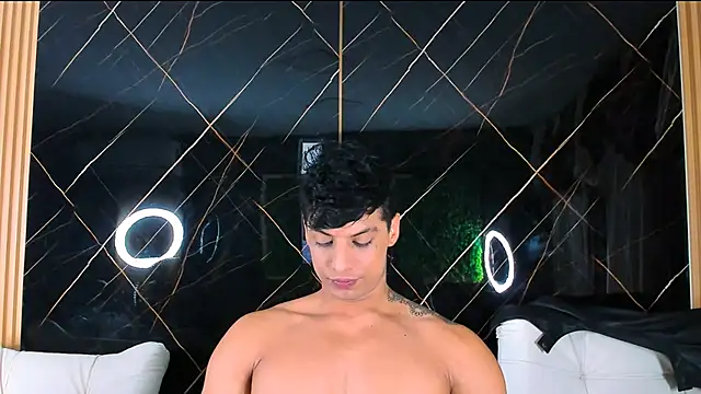 Owen Muzcle online show from January 2026 07:15:01 AM