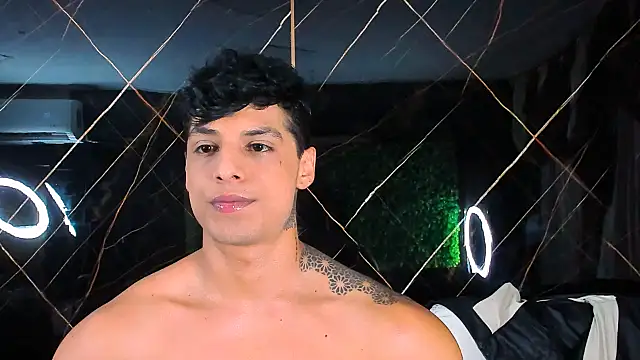 Owen Muzcle online show from January 2026 02:39:02 AM