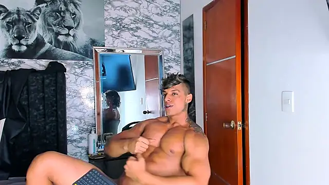 Owen Muzcle online show from February 2025 04:40:01 AM