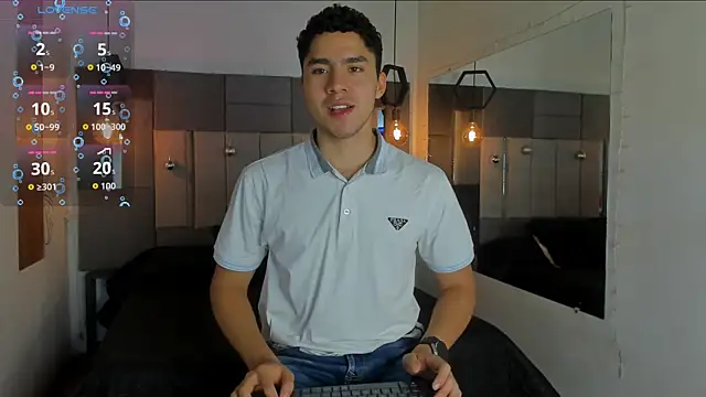 LiamNovak online show from December 2025 11:14:01 AM