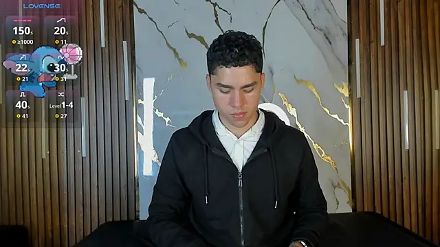 LiamNovak online show from November 2025 12:06:01 PM