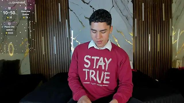 LiamNovak online show from November 2025 12:05:02 PM