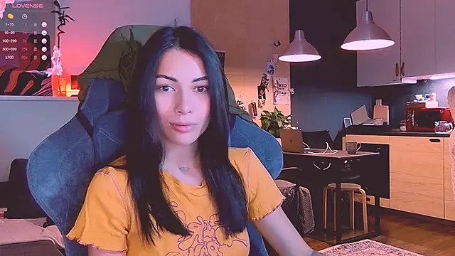 KatiKate online show from October 2025 06:09:02 PM