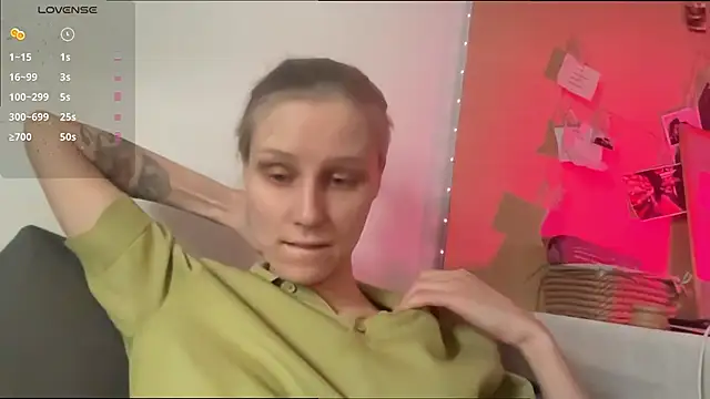 KatiKate online show from March 2026 01:35:02 PM