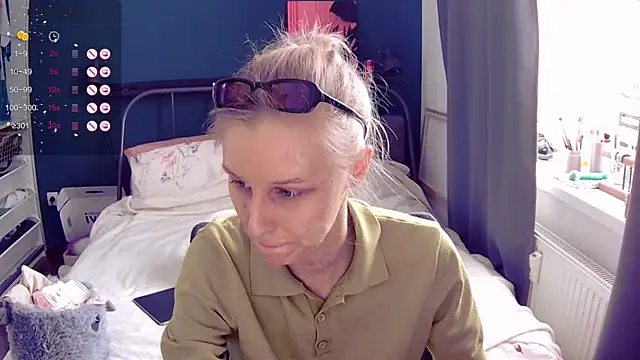 KatiKate online show from May 2026 11:38:01 AM