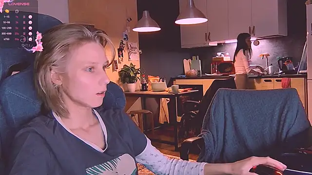 KatiKate online show from October 2025 04:29:02 PM