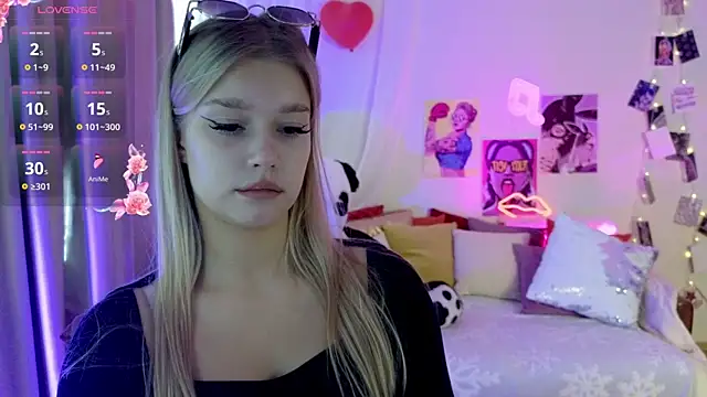 BattyMelody online show from April 2026 12:17:02 PM