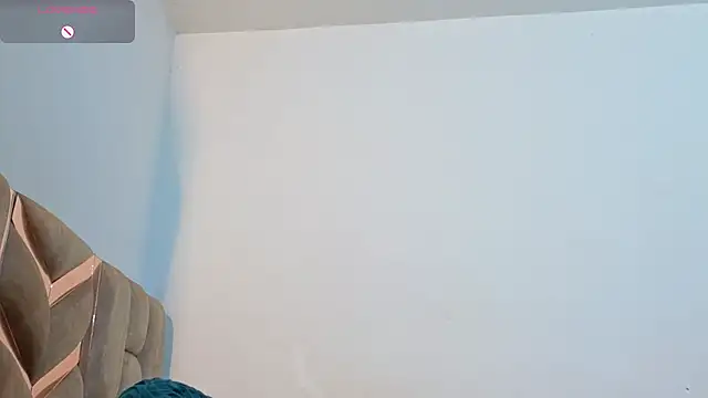 Snapshot of KloheCurvy chatting on January 2026 03:40:02 PM KloheCurvy online show from January 2026 03:40:02 PM