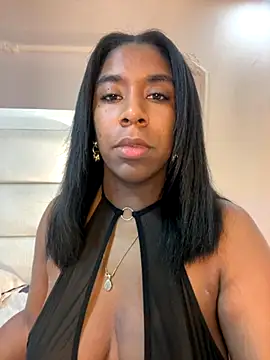 KloheCurvy online show from December 2025 11:53:01 AM