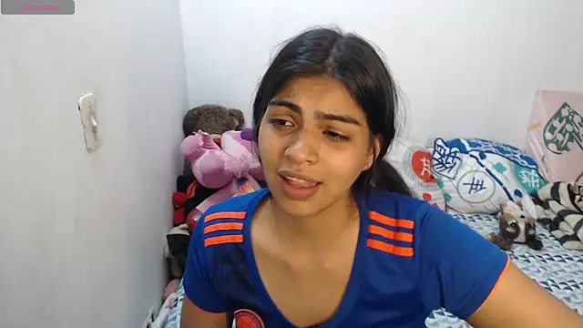 Snapshot of Pocahontas_Princess_ chatting on June 2026 11:05:01 PM Pocahontas Princess online show from June 2026 11:05:01 PM