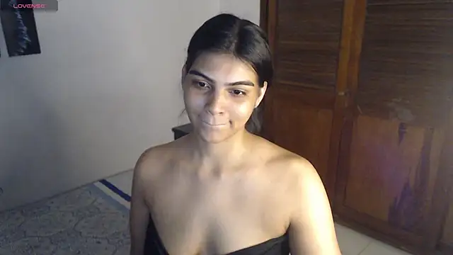 Pocahontas Princess  online show from November 2025 04:07:01 AM