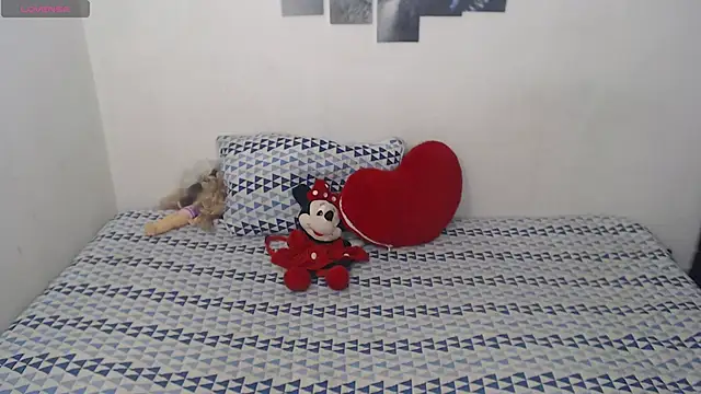 Pocahontas Princess  online show from February 2026 06:15:02 PM