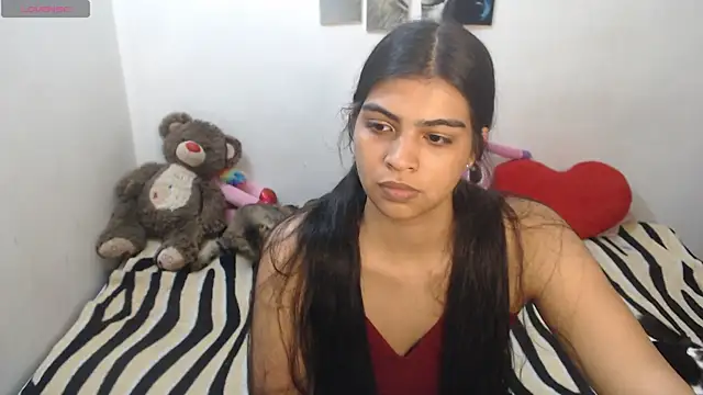 Snapshot of Pocahontas_Princess_ chatting on April 2026 10:43:02 PM Pocahontas Princess online show from April 2026 10:43:02 PM