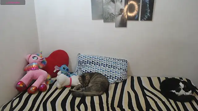 Pocahontas Princess  online show from November 2025 03:05:02 PM