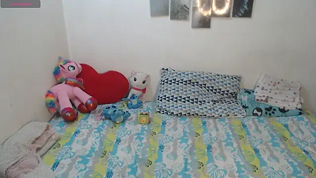 Pocahontas Princess  online show from December 2025 05:09:01 AM