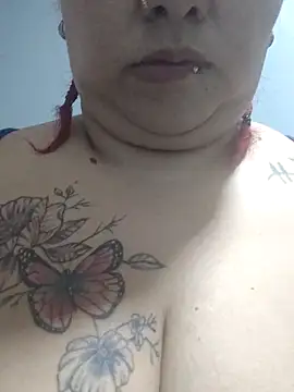 selena castillo online show from November 2025 01:38:02 PM