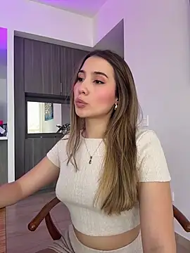 SophieRaily  online show from February 2025 09:01:01 PM