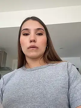 SophieRaily  online show from October 2025 06:55:02 PM