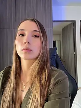 SophieRaily  online show from September 2025 09:03:01 PM