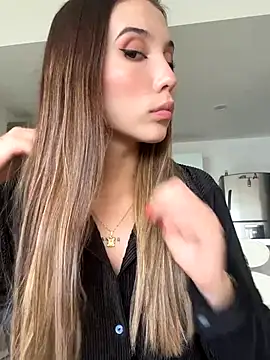 SophieRaily  online show from September 2025 07:13:01 PM