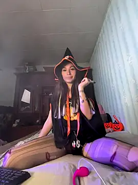 Snapshot of DreamKarina chatting on October 2025 06:38:02 PM DreamKarina online show from October 2025 06:38:02 PM