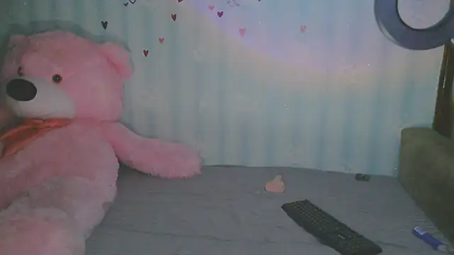 DreamKarina online show from March 2025 06:56:01 PM