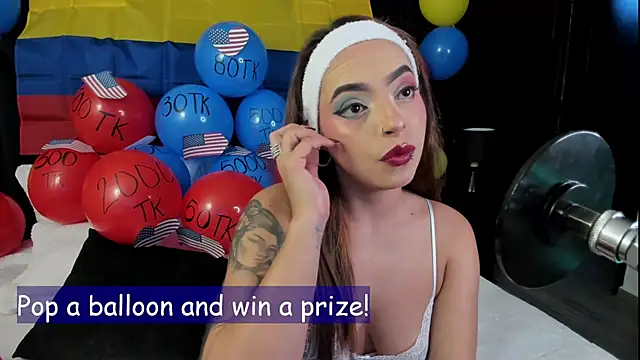 Snapshot of MiiaaMoonroee chatting on July 2026 09:41:01 PM MiiaaMoonroee online show from July 2026 09:41:01 PM