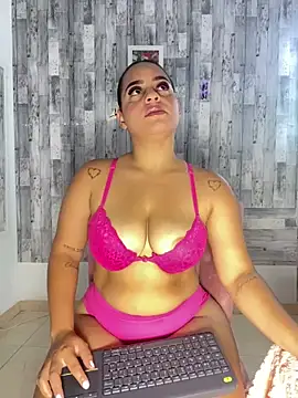 Violetrousse online show from April 2026 05:10:01 PM