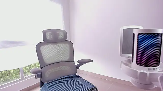 Snapshot of Sakito_Tokio chatting on December 2025 08:25:01 PM Sakito Tokio online show from December 2025 08:25:01 PM