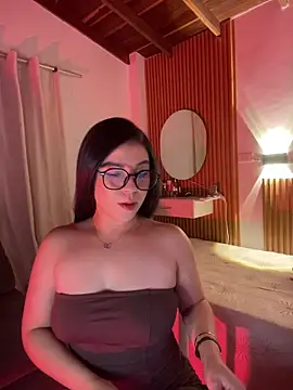 Blancanievess online show from June 2026 11:57:01 PM