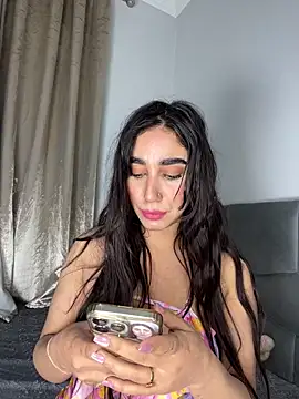 Meryem Queen online show from April 2026 12:17:01 AM