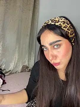 Meryem Queen online show from April 2026 11:18:02 PM