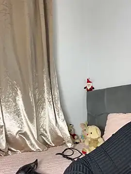 Meryem Queen online show from March 2026 10:01:01 PM