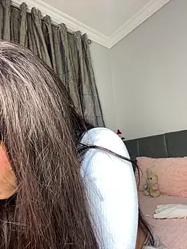 Meryem Queen online show from March 2026 11:30:01 PM