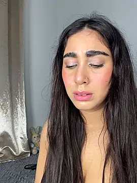 Meryem Queen online show from March 2026 03:27:01 AM