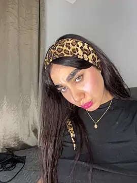 Meryem Queen online show from May 2026 01:25:01 AM