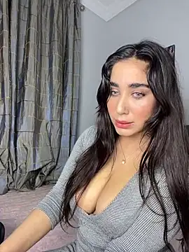 Meryem Queen online show from February 2026 07:39:01 AM