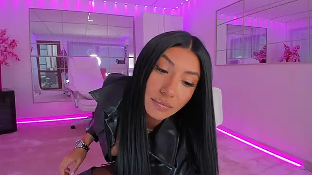 missdiamond  online show from April 2026 07:37:01 AM