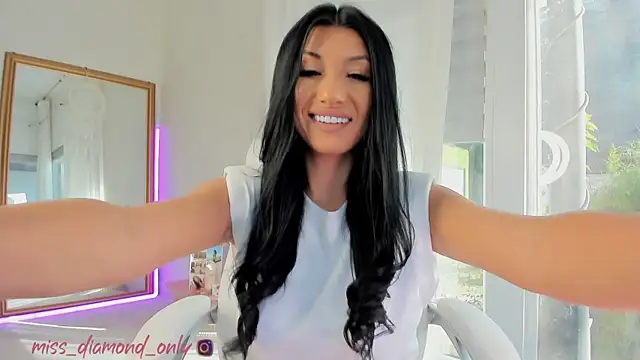 Snapshot of missdiamond_ chatting on September 2025 06:58:02 AM missdiamond online show from September 2025 06:58:02 AM