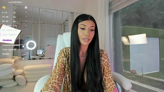 missdiamond  online show from November 2025 08:08:01 AM