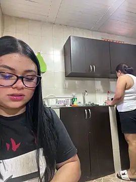 alissonfernandez  online show from September 2025 08:53:02 PM