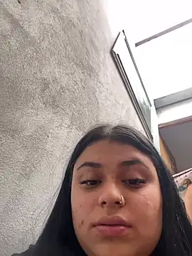 Snapshot of alissonfernandez_ chatting on June 2026 07:52:02 PM alissonfernandez online show from June 2026 07:52:02 PM