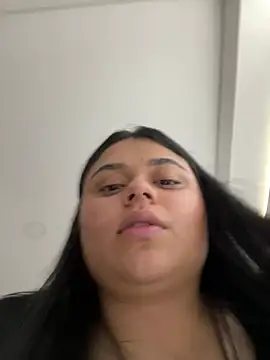 alissonfernandez  online show from March 2025 04:00:02 PM
