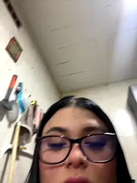 alissonfernandez  online show from September 2025 12:39:02 AM