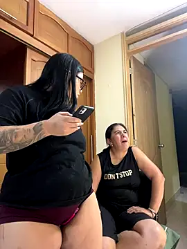 alissonfernandez  online show from October 2025 11:46:01 PM