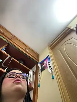 alissonfernandez  online show from March 2026 11:36:01 AM