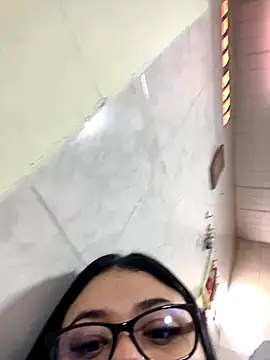 alissonfernandez  online show from September 2025 02:12:01 PM